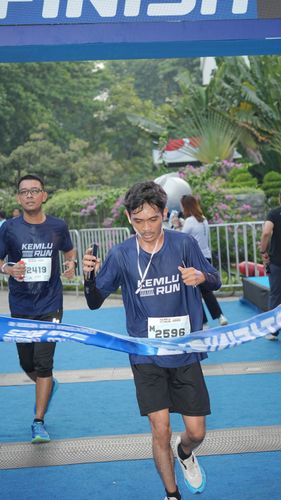 Race photo from KEMLU RUN 2025