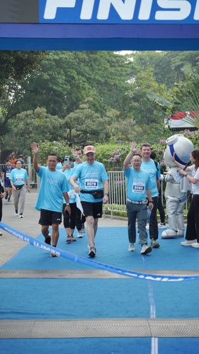 Race photo from KEMLU RUN 2025