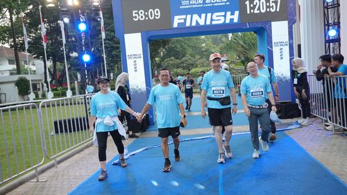 Race photo from KEMLU RUN 2025