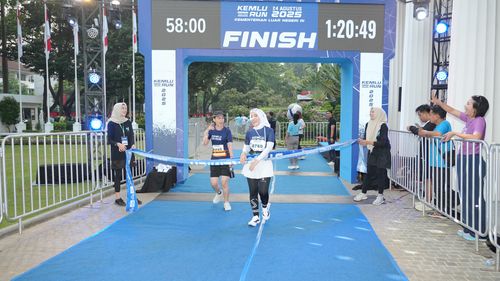 Race photo from KEMLU RUN 2025