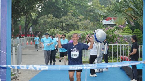 Race photo from KEMLU RUN 2025