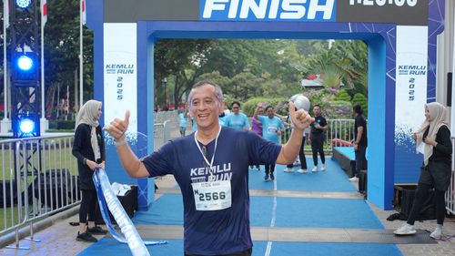 Race photo from KEMLU RUN 2025