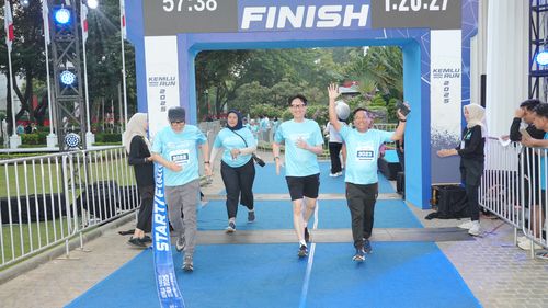 Race photo from KEMLU RUN 2025
