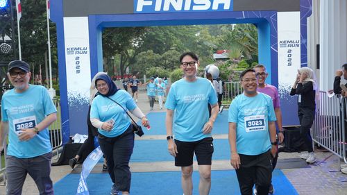 Race photo from KEMLU RUN 2025