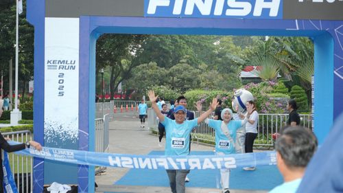 Race photo from KEMLU RUN 2025