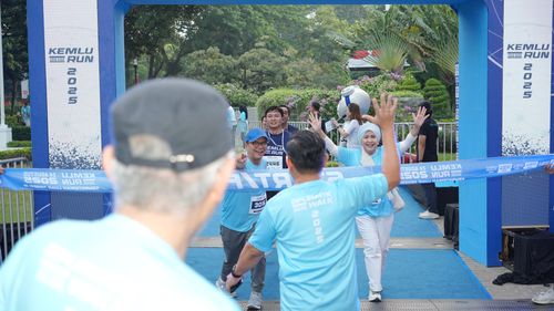 Race photo from KEMLU RUN 2025