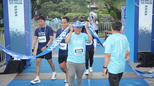 Race photo from KEMLU RUN 2025