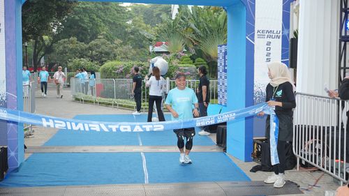 Race photo from KEMLU RUN 2025