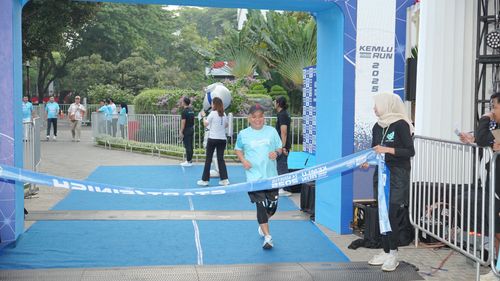 Race photo from KEMLU RUN 2025