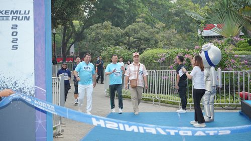 Race photo from KEMLU RUN 2025