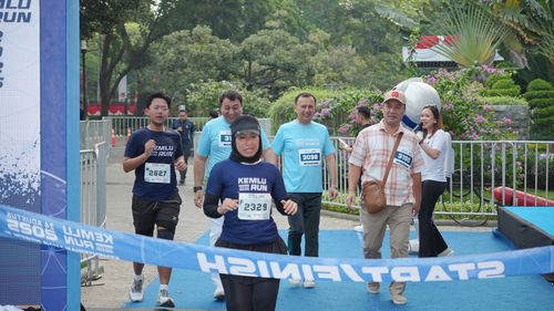 Race photo from KEMLU RUN 2025