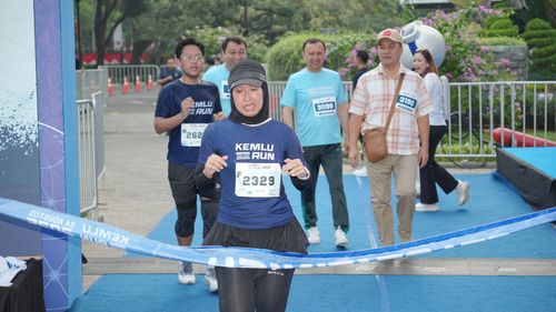 Race photo from KEMLU RUN 2025