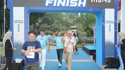 Race photo from KEMLU RUN 2025