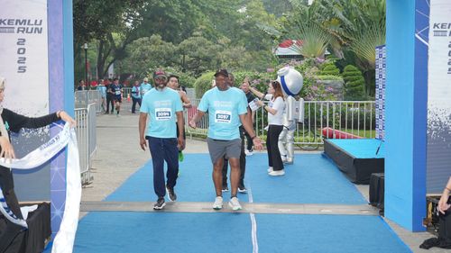 Race photo from KEMLU RUN 2025