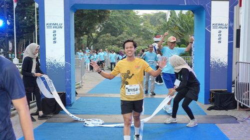 Race photo from KEMLU RUN 2025