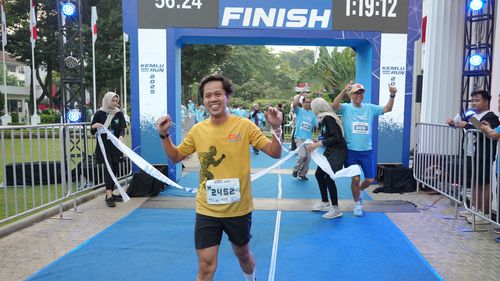 Race photo from KEMLU RUN 2025