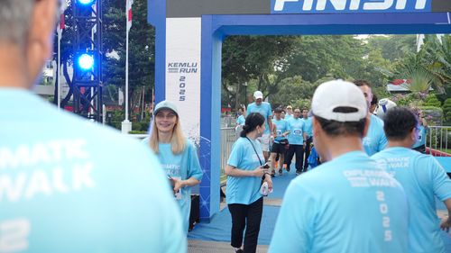 Race photo from KEMLU RUN 2025