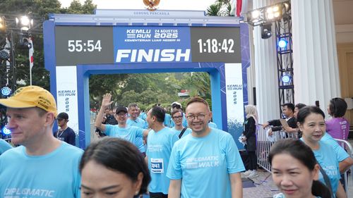 Race photo from KEMLU RUN 2025