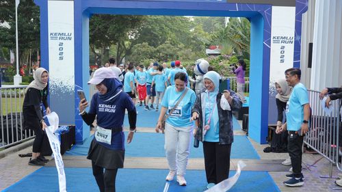 Race photo from KEMLU RUN 2025