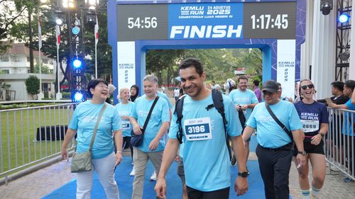 Race photo from KEMLU RUN 2025