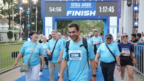 Race photo from KEMLU RUN 2025