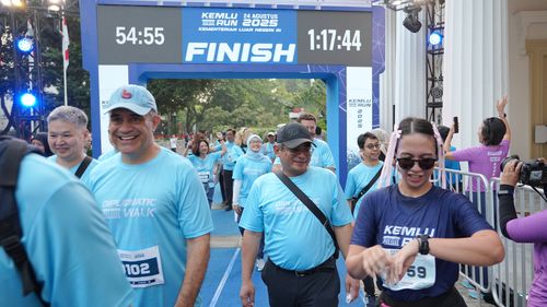 Race photo from KEMLU RUN 2025