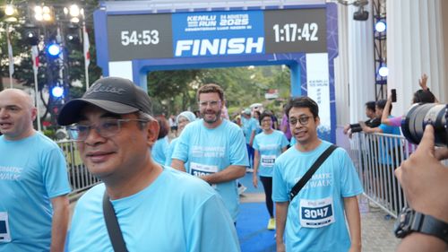 Race photo from KEMLU RUN 2025