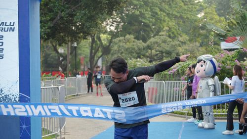 Race photo from KEMLU RUN 2025