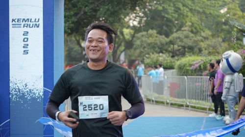 Race photo from KEMLU RUN 2025