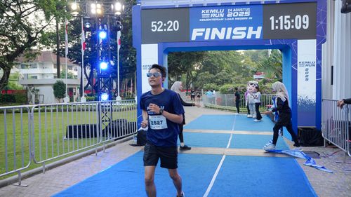 Race photo from KEMLU RUN 2025