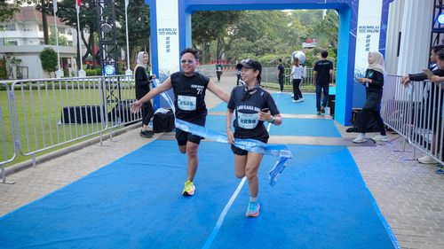 Race photo from KEMLU RUN 2025