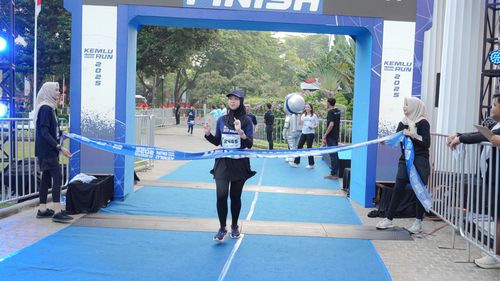 Race photo from KEMLU RUN 2025