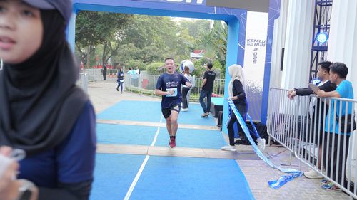 Race photo from KEMLU RUN 2025