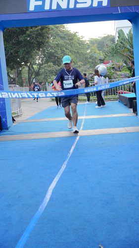 Race photo from KEMLU RUN 2025