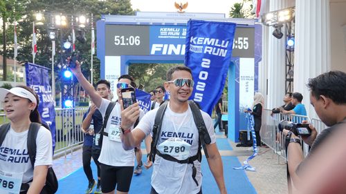 Race photo from KEMLU RUN 2025