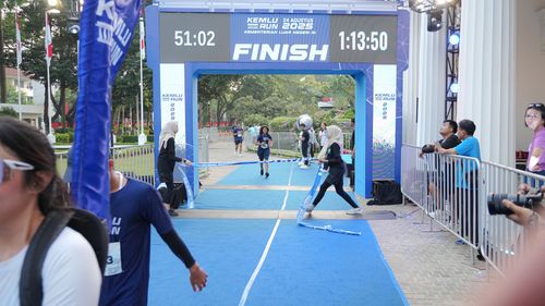 Race photo from KEMLU RUN 2025