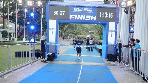 Race photo from KEMLU RUN 2025