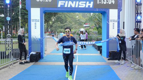 Race photo from KEMLU RUN 2025