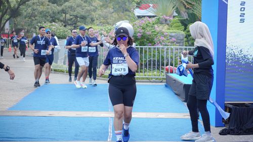 Race photo from KEMLU RUN 2025