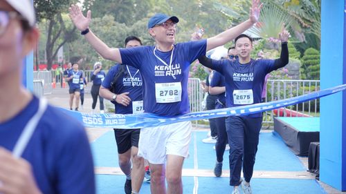 Race photo from KEMLU RUN 2025