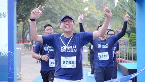 Race photo from KEMLU RUN 2025