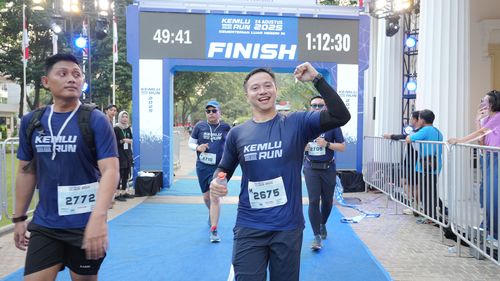 Race photo from KEMLU RUN 2025