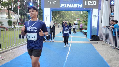 Race photo from KEMLU RUN 2025