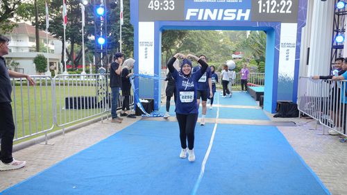 Race photo from KEMLU RUN 2025