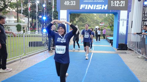 Race photo from KEMLU RUN 2025