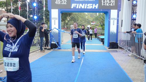 Race photo from KEMLU RUN 2025