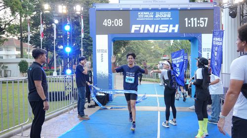Race photo from KEMLU RUN 2025