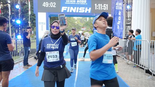Race photo from KEMLU RUN 2025