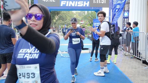 Race photo from KEMLU RUN 2025