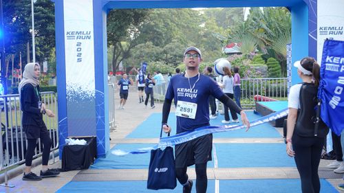 Race photo from KEMLU RUN 2025